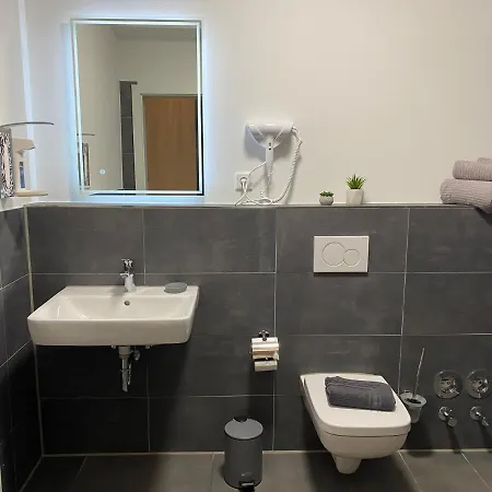 Appartement Wohnen Am Schlosspark - Wood